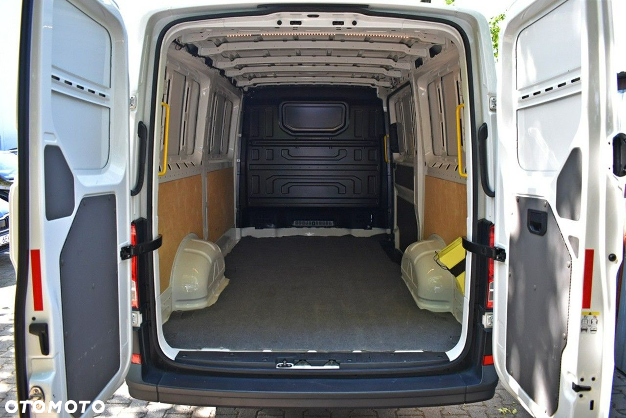 Volkswagen Crafter - 23