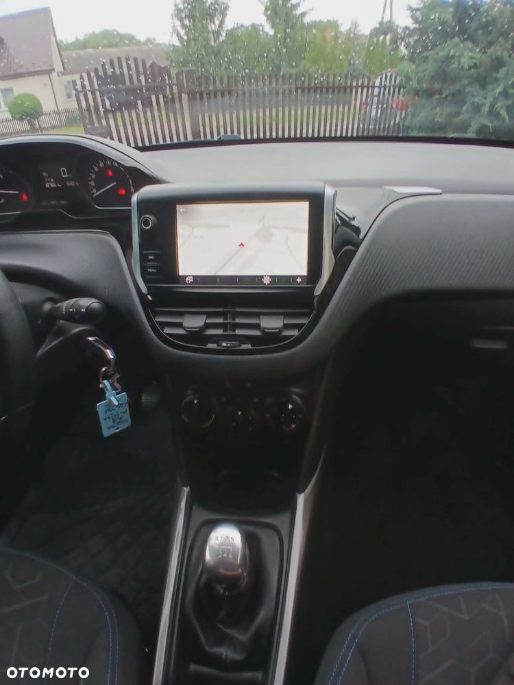 Peugeot 2008 1.5 BlueHDi Style - 7