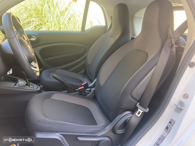 Smart ForTwo Coupé EQ passion - 28