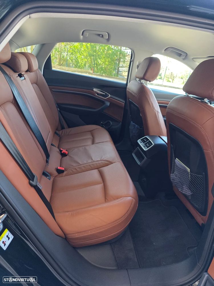 Audi Q8 e-Tron Sportback 55 quattro Advanced - 12