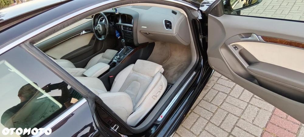Audi A5 Coupé 2.7 TDI Multitronic - 22