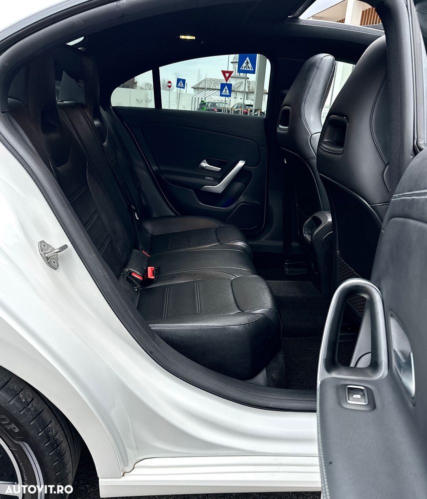 Mercedes-Benz CLA 200 - 27