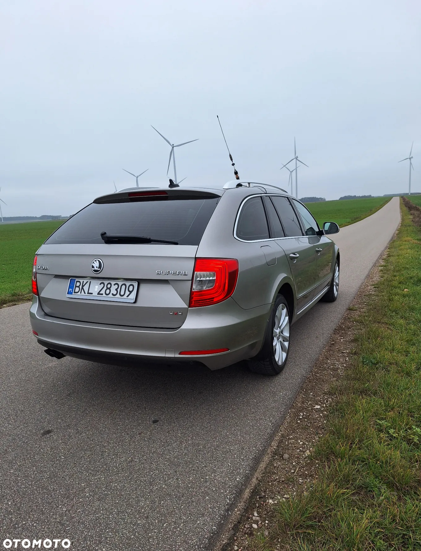 Skoda Superb 2.0 TDI 4x4 Platinum DSG - 11
