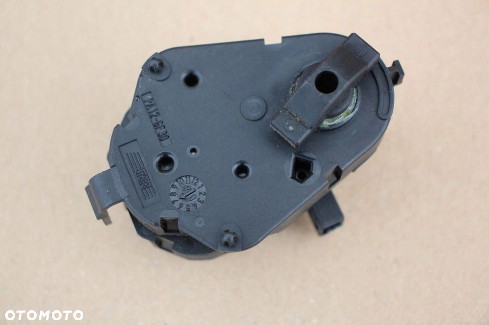 Silniczek nagrzewnicy BMW 5 e60 e61 oryginalny 6942993 - 2