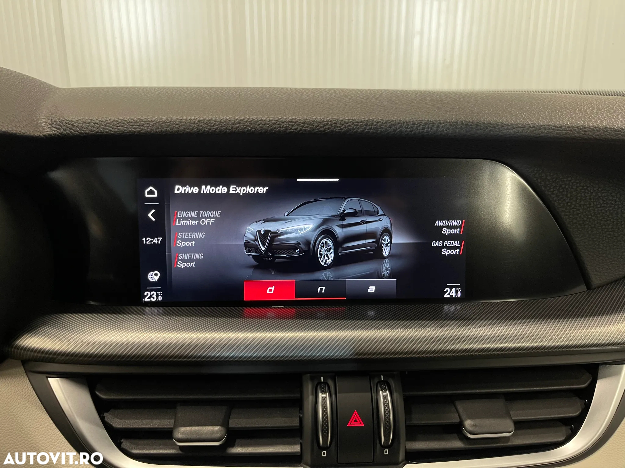 Alfa Romeo Stelvio 2.0 Turbo AWD AT8 Veloce - 25
