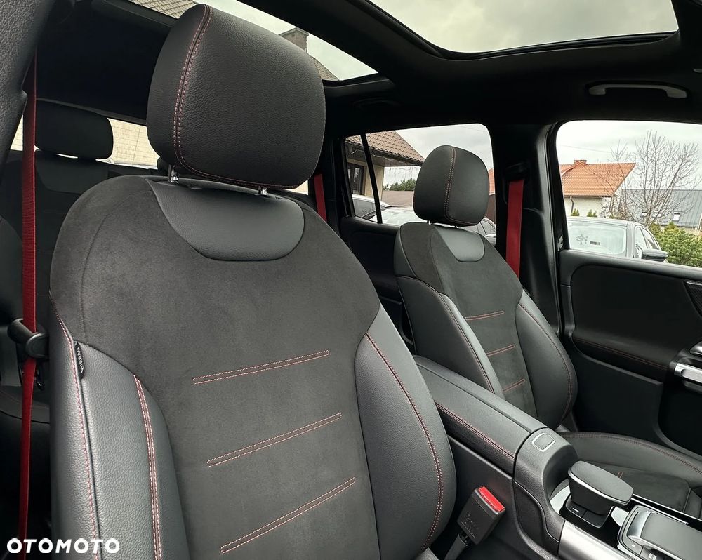 Mercedes-Benz GLB AMG 35 4-Matic - 28