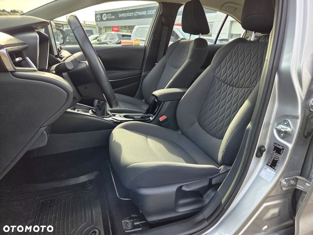 Toyota Corolla - 26