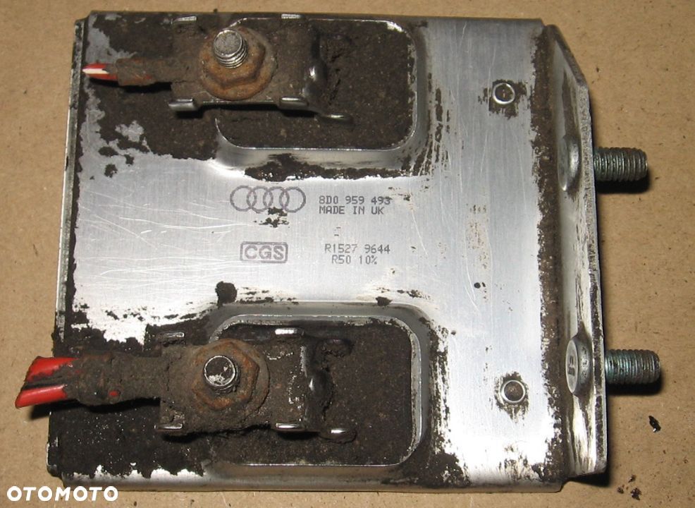 rezystor wentylatora chłodnicy AUDI A4 A6 PASSAT B5 8D0959493 VOLKSWAGEN - 1
