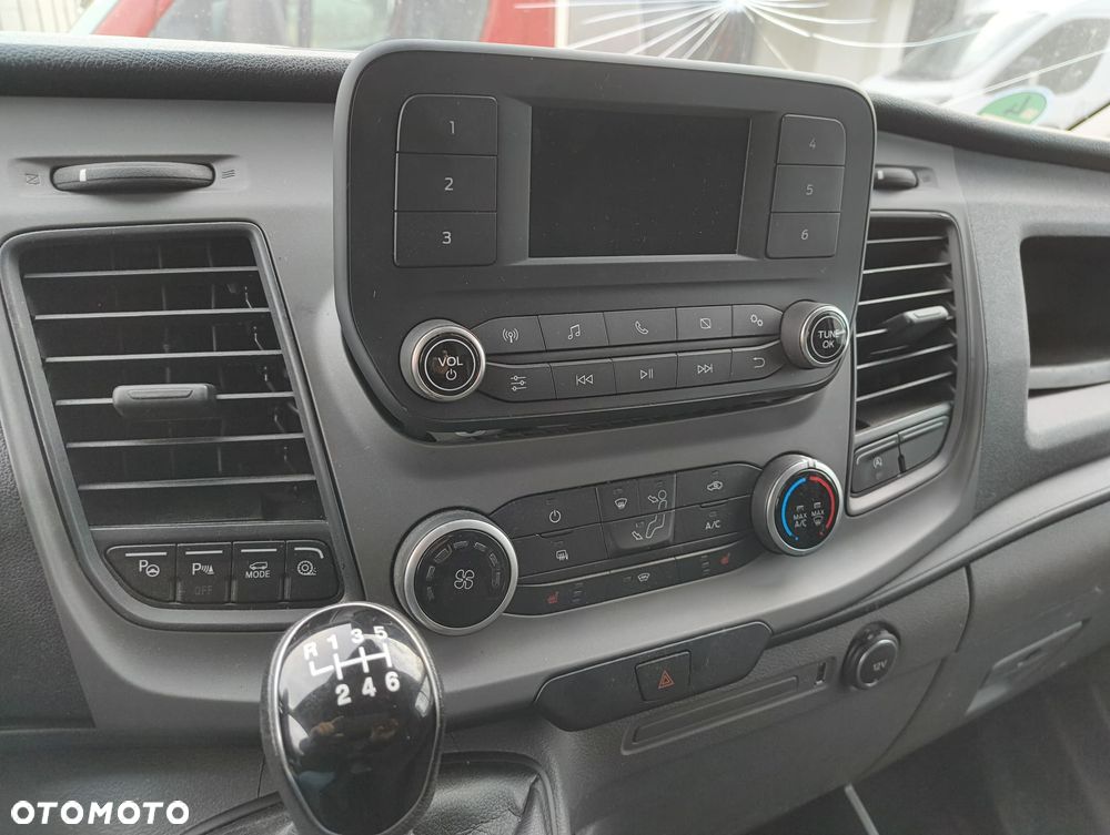 Ford Transit - 19
