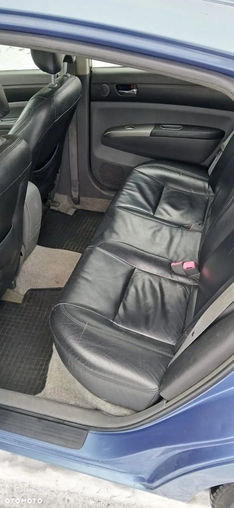 Toyota Prius 1.5 VVT-i Sol - 4