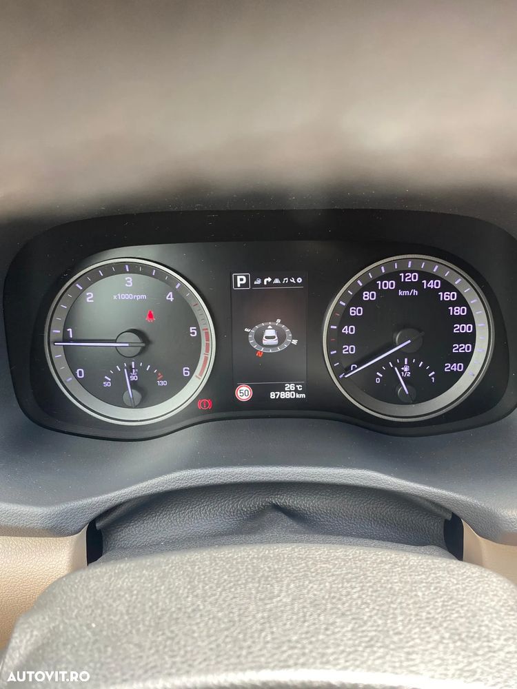 Hyundai Tucson 2.0 CRDI 4WD 6AT Luxury Pack+ - 22