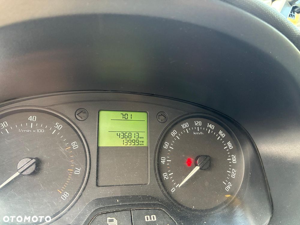 Skoda Fabia 1.4 16V Active - 14