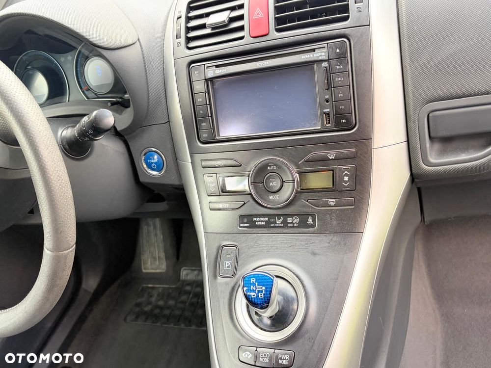 Toyota Auris 1.8 VVT-i Automatik Edition - 18
