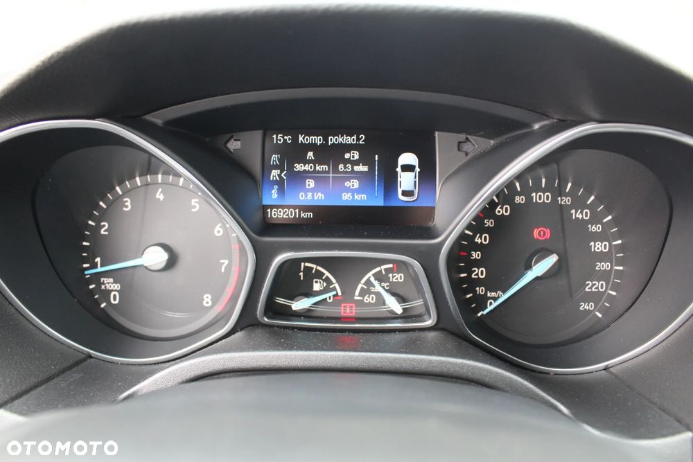 Ford Focus 1.0 EcoBoost STart-Stopp-System TITANIUM - 22