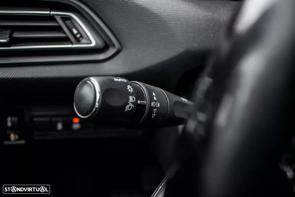 Peugeot 308 SW - 16