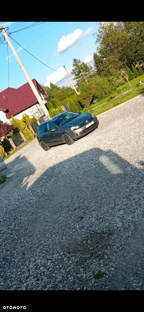 Volkswagen Golf 1.6 TDI DPF Highline - 3