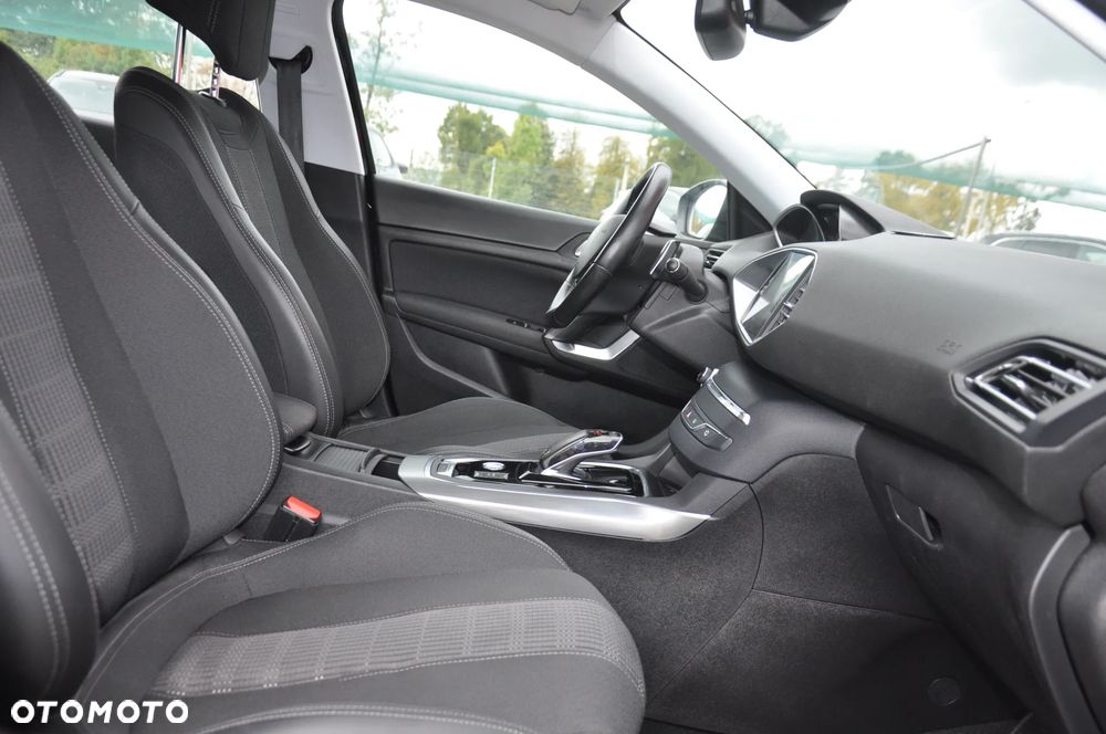 Peugeot 308 BlueHDi 130 EAT8 Stop & Start Active Pack - 35