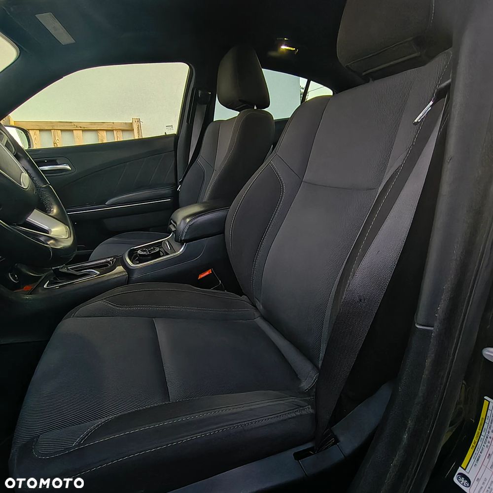 Dodge Charger - 9