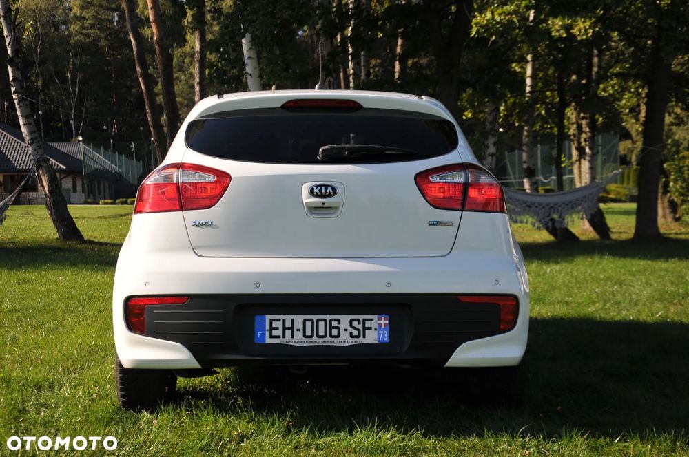 Kia Rio 1.2 Business Line - 11
