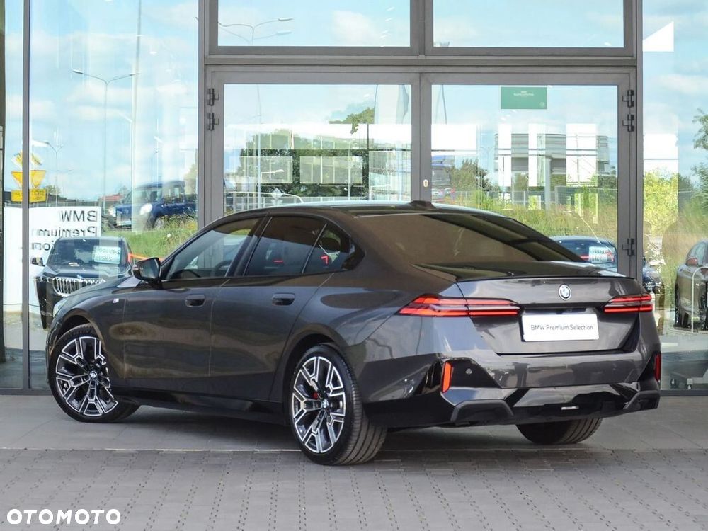 BMW Seria 5 520d xDrive - 8