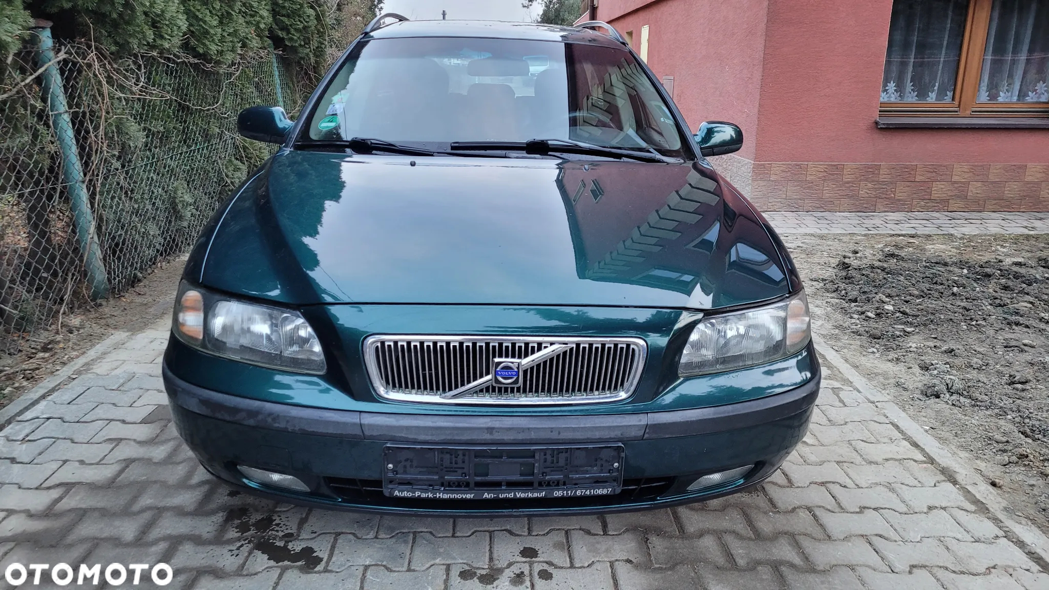 Volvo V70 2.4 Momentum - 2
