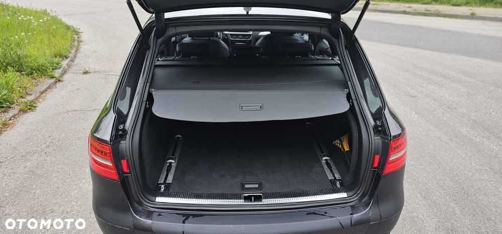 Audi A4 Avant 2.0 TDI DPF quattro S tronic S line Sportpaket - 8