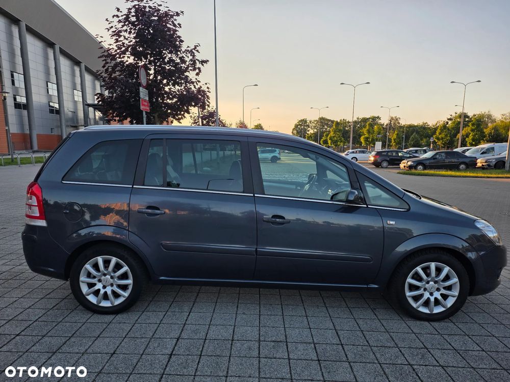 Opel Zafira 1.6 ECOFLEX Design Edition - 7