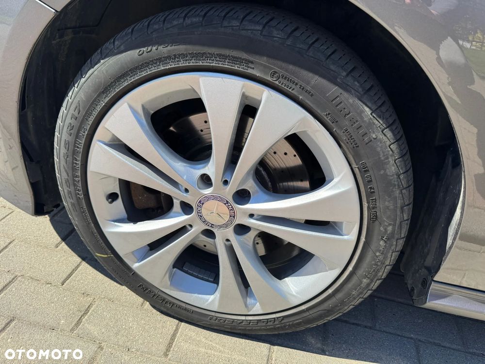 Mercedes-Benz Klasa B 250 4Matic 7G-DCT UrbanStyle Edition - 22