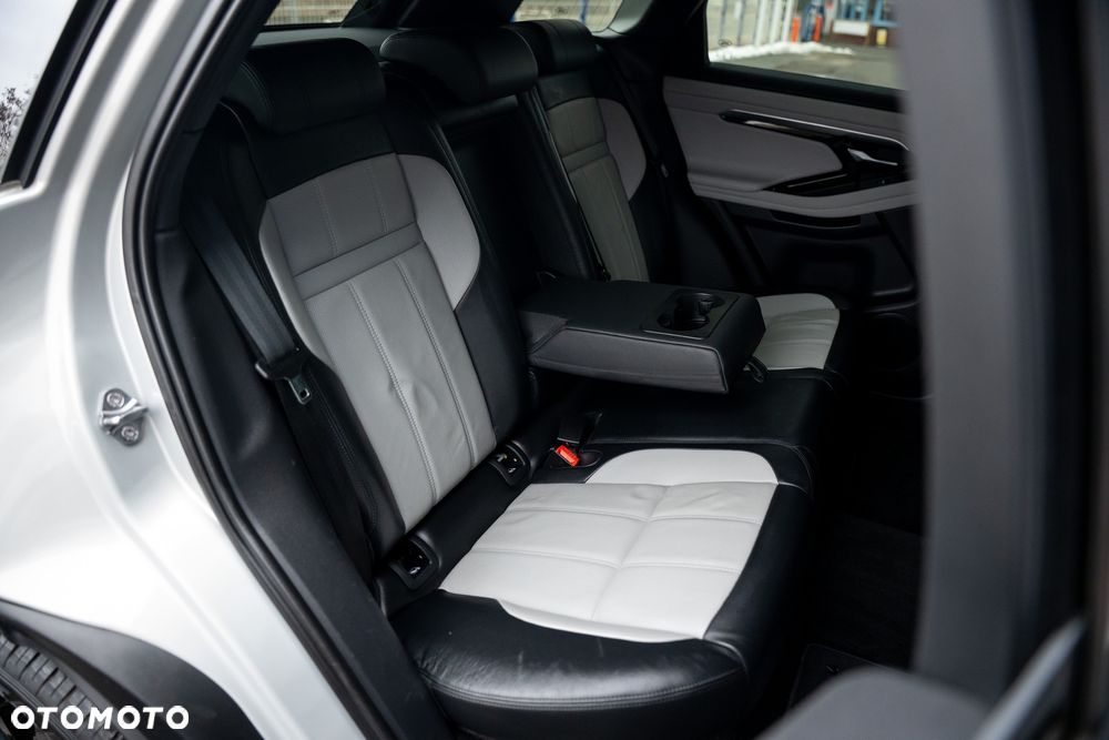 Land Rover Range Rover Evoque D150 R-Dynamic - 36