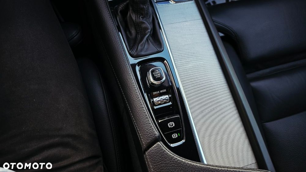Volvo S90 - 19