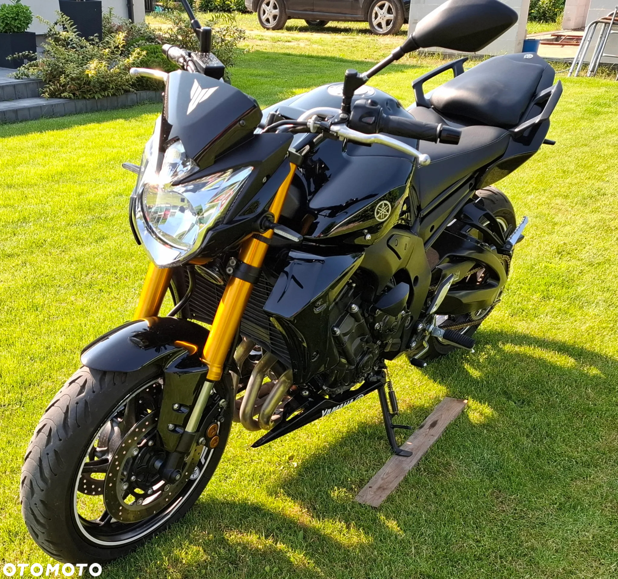 Yamaha FZ8 - 5