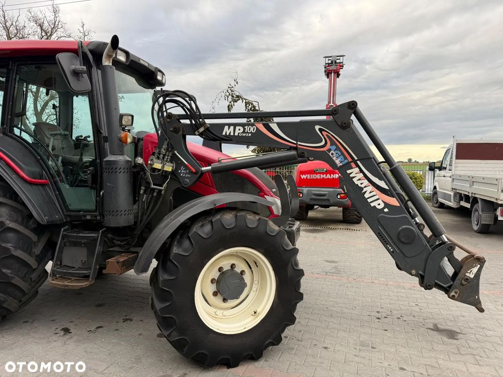 Valtra N 103   N 122 HITECH   CASE MAXXUM - 12