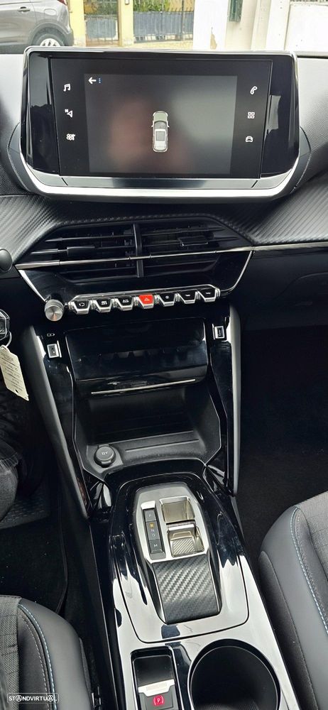 Peugeot 2008 1.5 BlueHDi Allure Pack EAT8 - 14