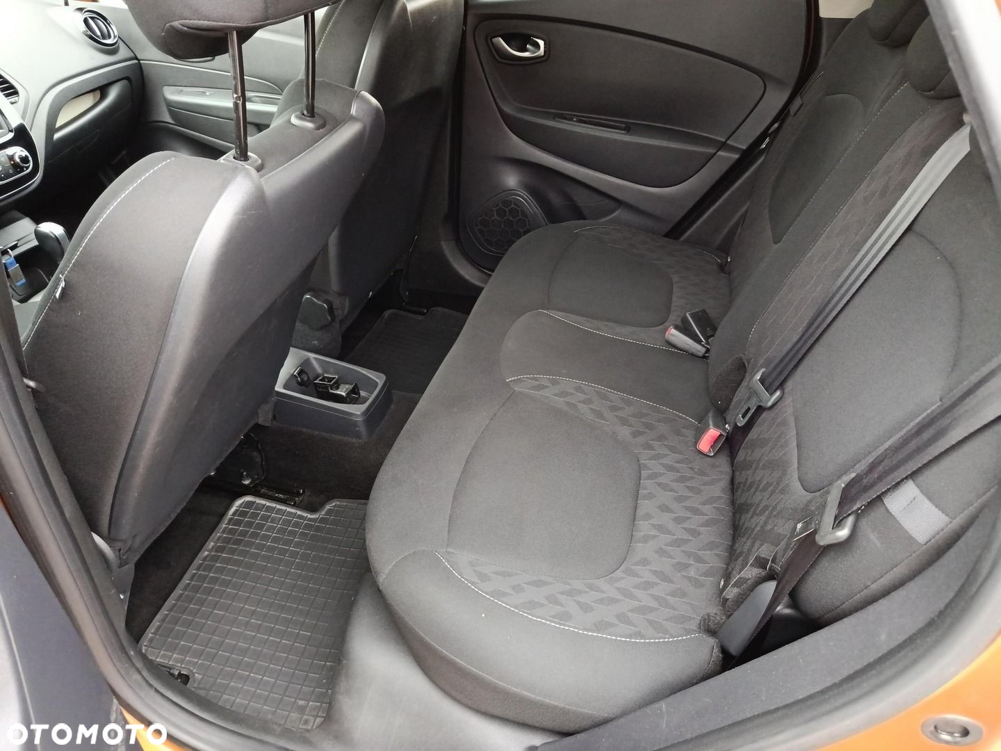 Renault Captur 1.3 Energy TCe FAP Intens EDC - 14