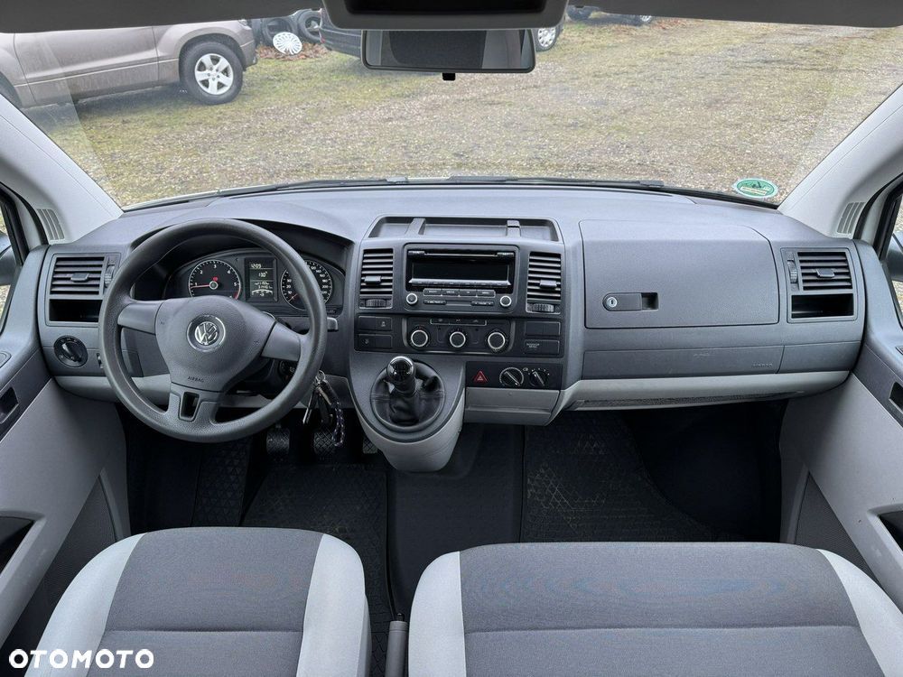 Volkswagen Transporter - 18