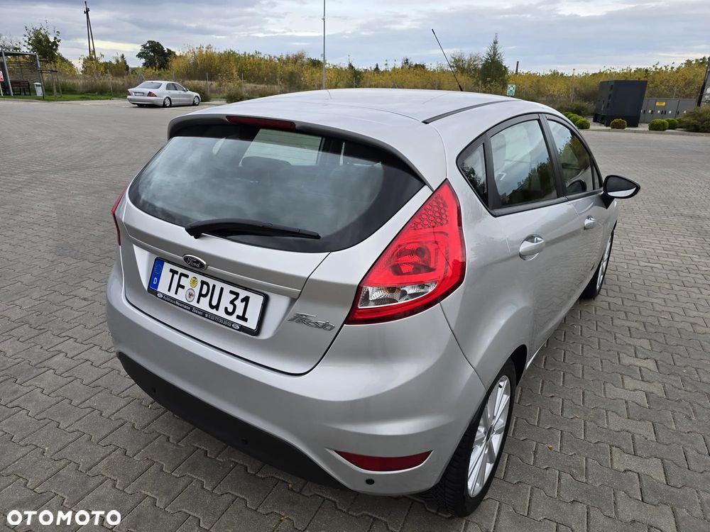 Ford Fiesta - 7