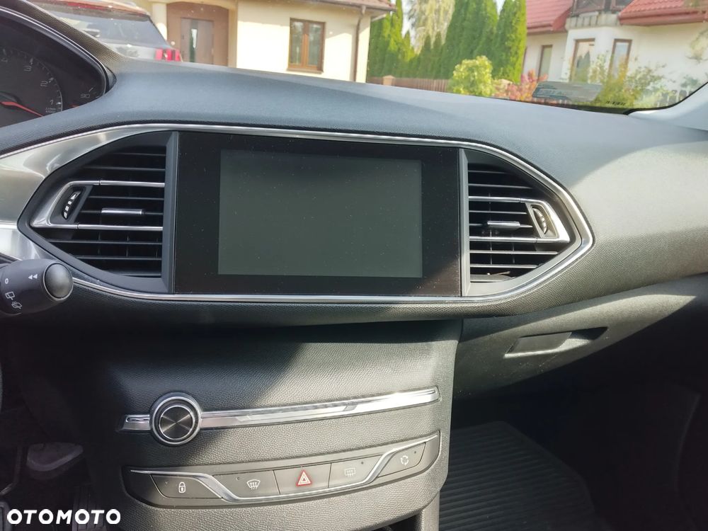 Peugeot 308 - 11