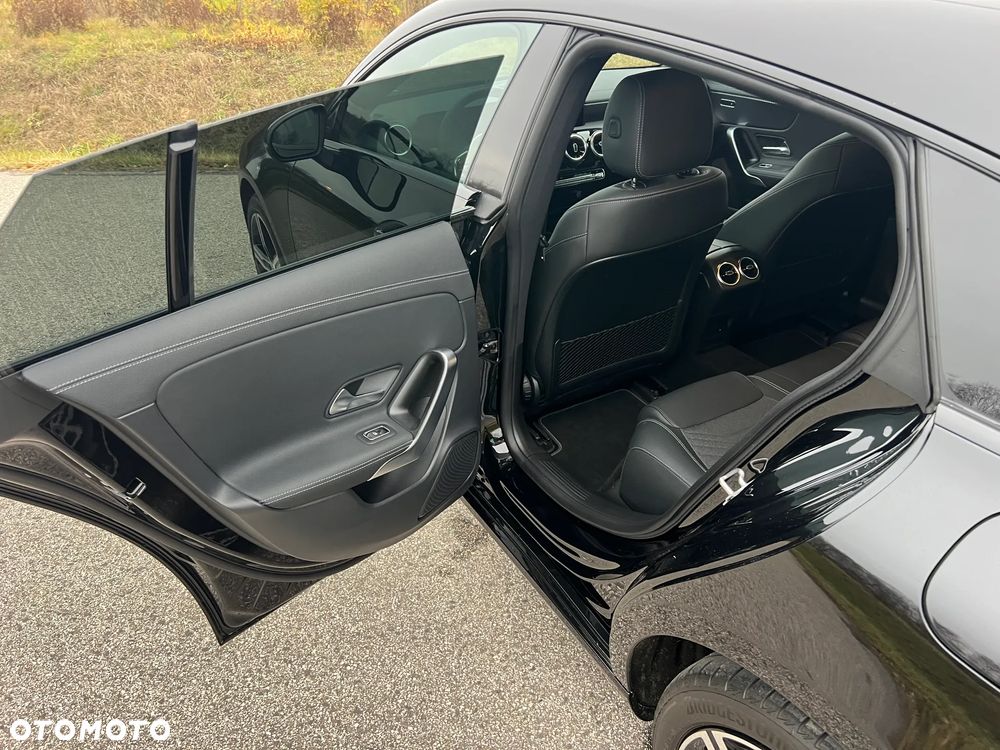 Mercedes-Benz CLA 250 e 8G-DCT Progressive - 14