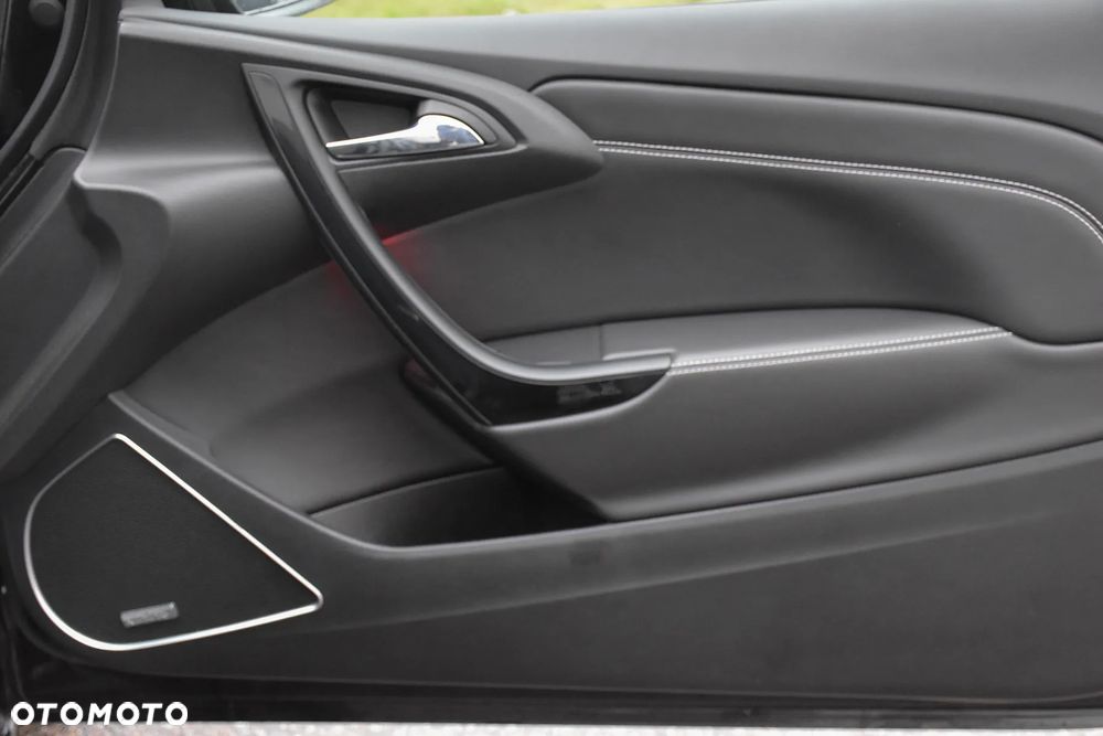 Opel Astra OPC Start/Stop - 25