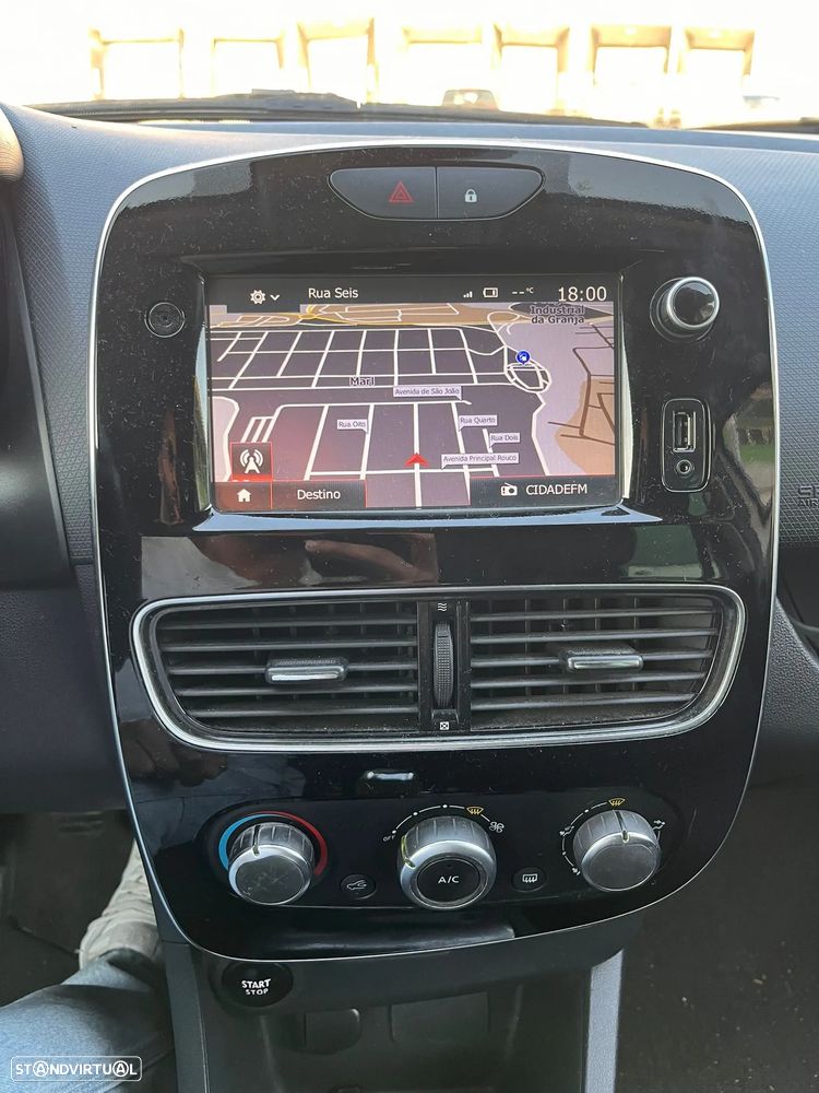 Renault Clio 1.5 dCi Limited EDition - 10