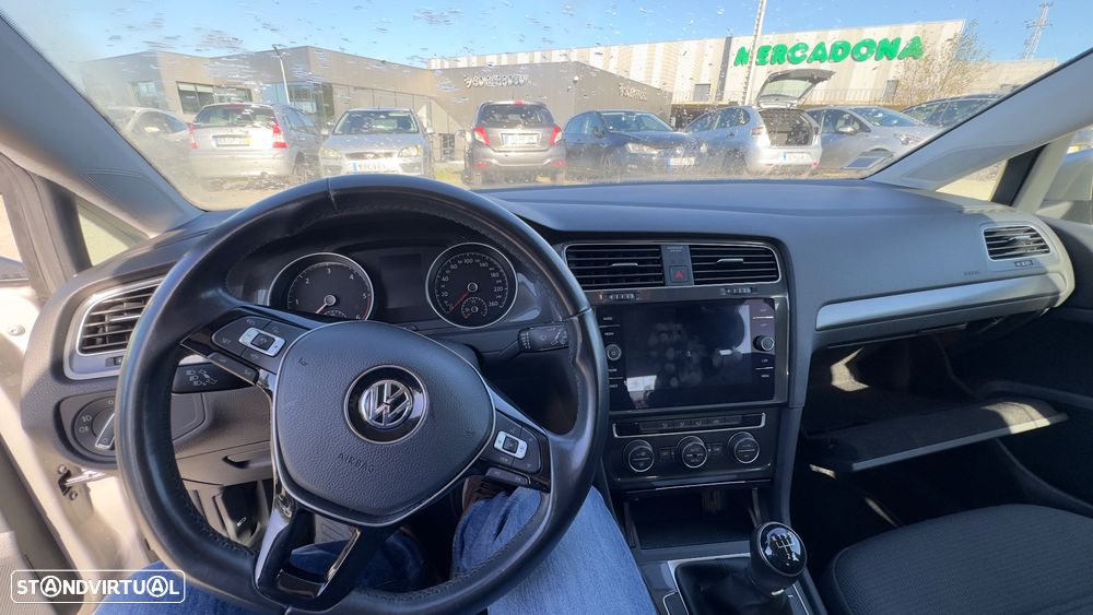 VW Golf 1.6 TDI Stream - 6