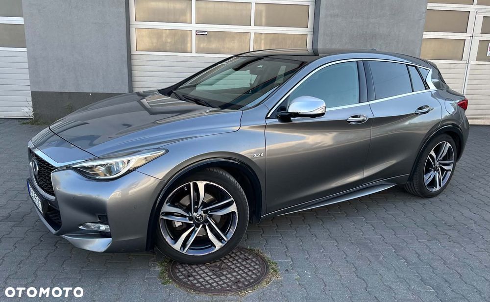 Infiniti Q30 2.2d Sport Tech AWD 7DCT - 2
