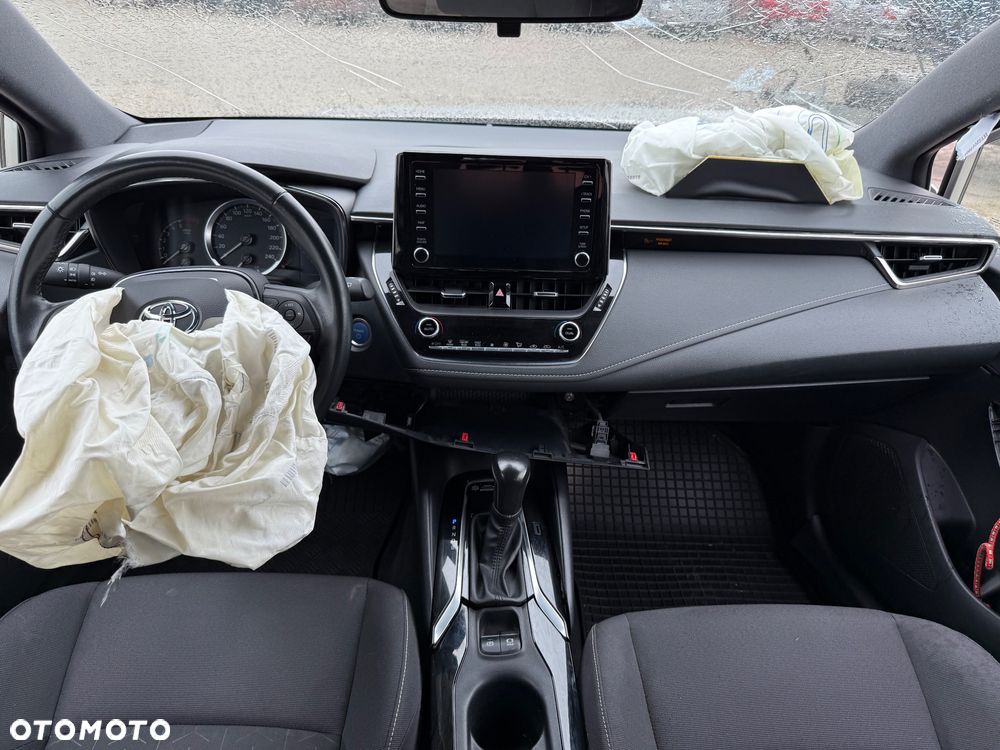 Toyota Corolla 1.8 Hybrid Comfort - 13