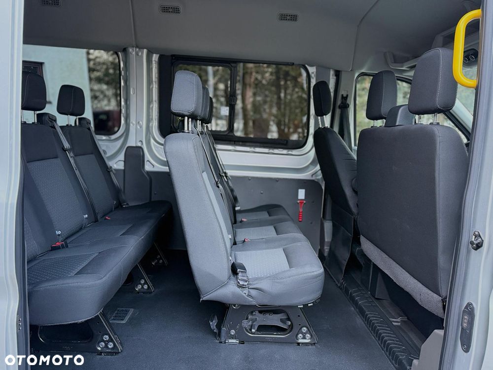 Ford Transit - 11