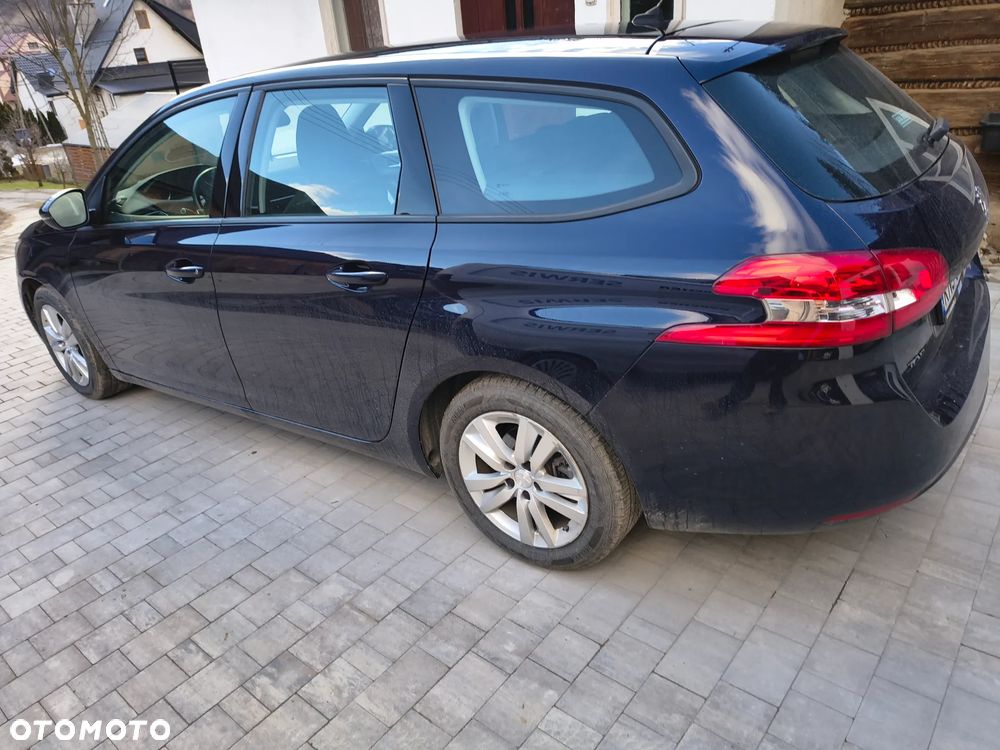 Peugeot 308 PureTech 130 GPF EAT8 Stop & Start Active - 4