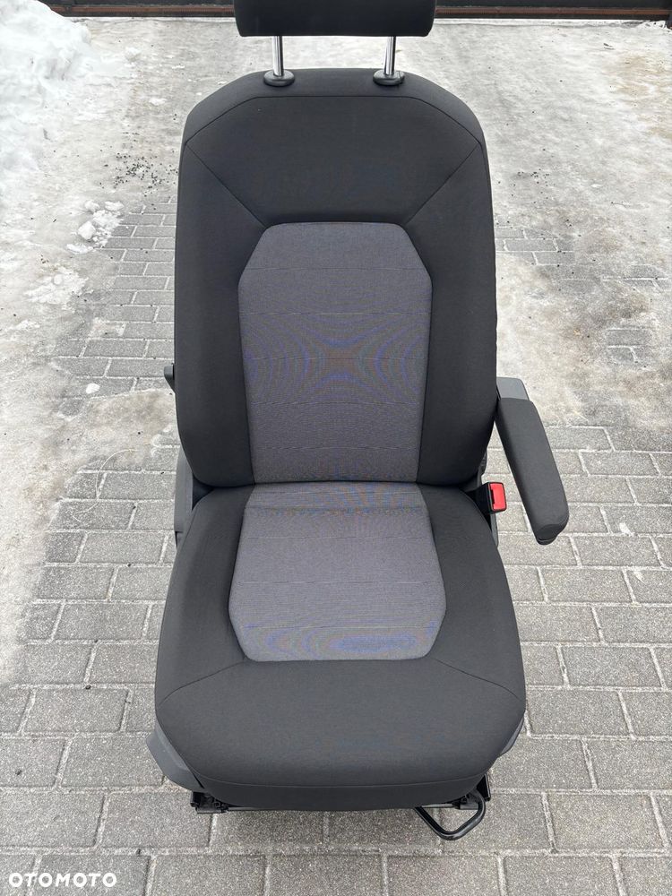 Fotel pasażera podłokietniki VW Crafter II MAN TGE - 1