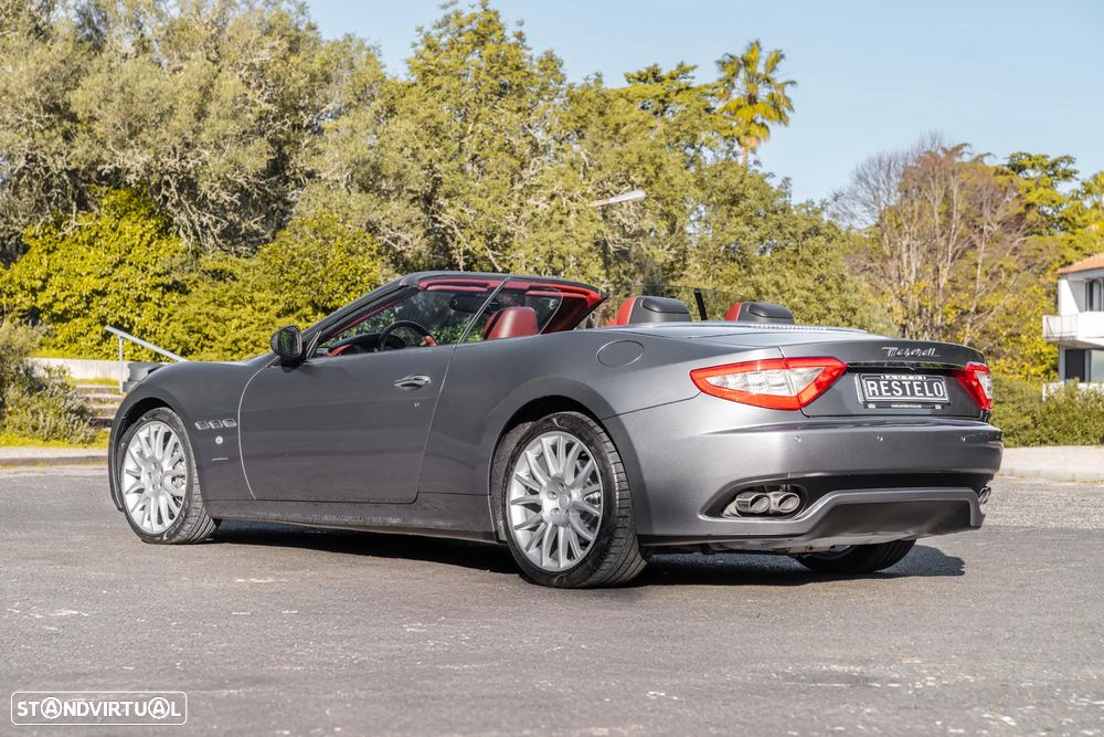 Maserati Grancabrio - 4
