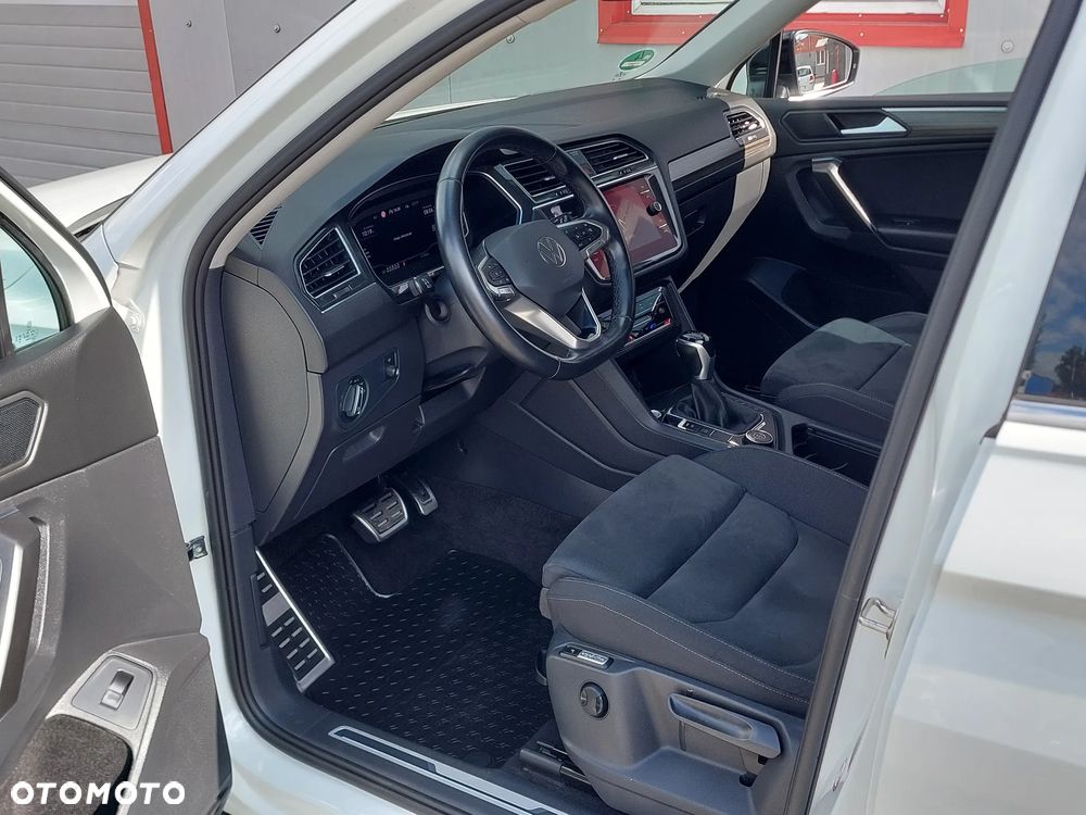 Volkswagen Tiguan - 16