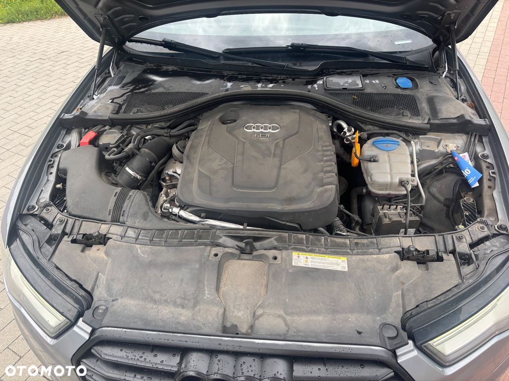 Audi A6 Avant 2.0 TDI Ultra S tronic - 13