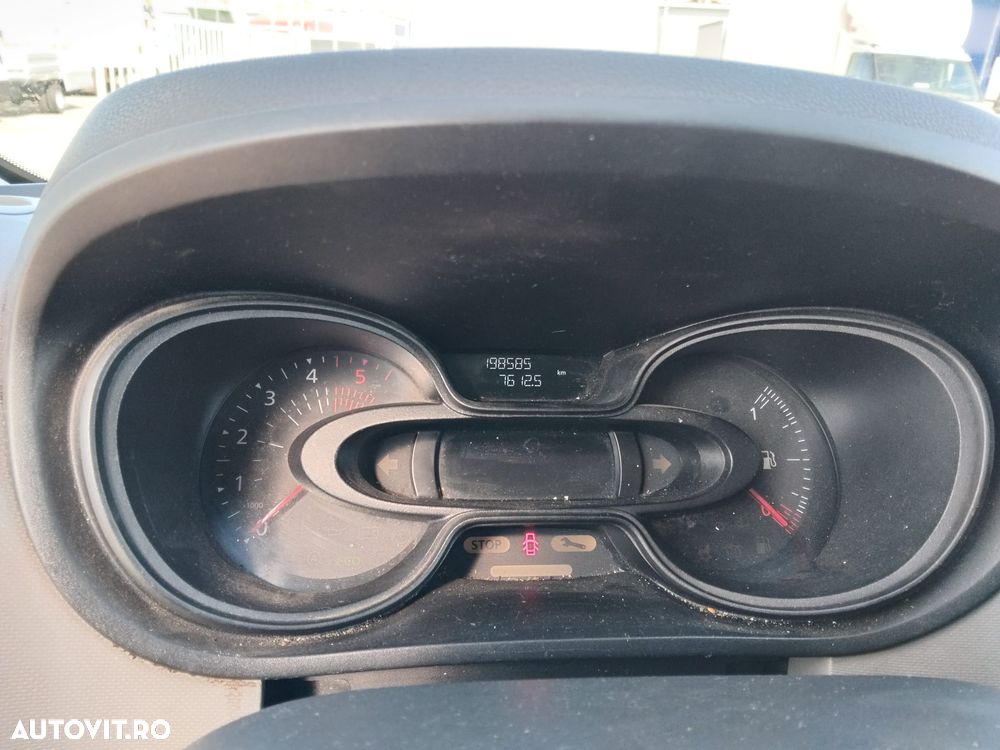Renault Trafic - 11